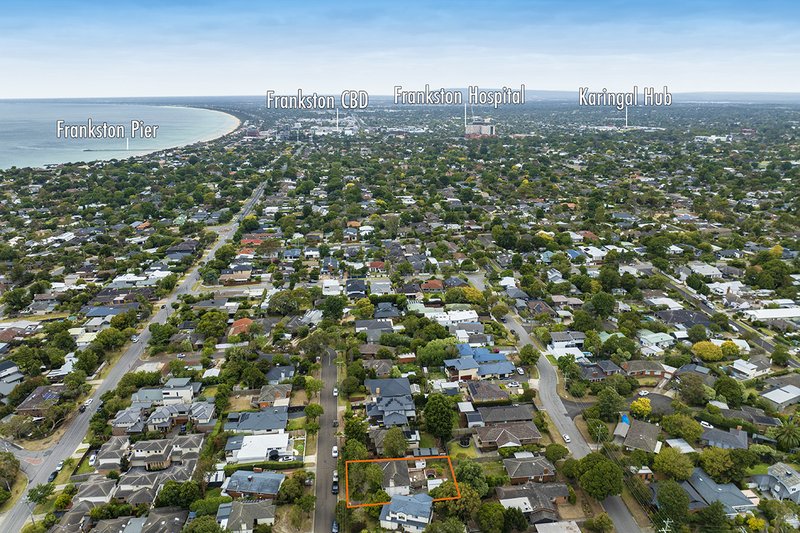 19 Leslie Street, Frankston South VIC 3199