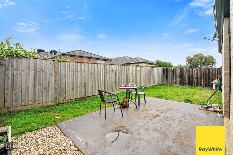 Photo - 19 Limelight Street, Tarneit VIC 3029 - Image 14