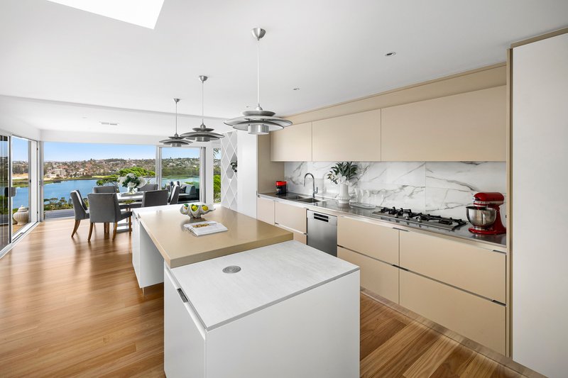 Photo - 19 Lincoln Avenue, Collaroy NSW 2097 - Image 9
