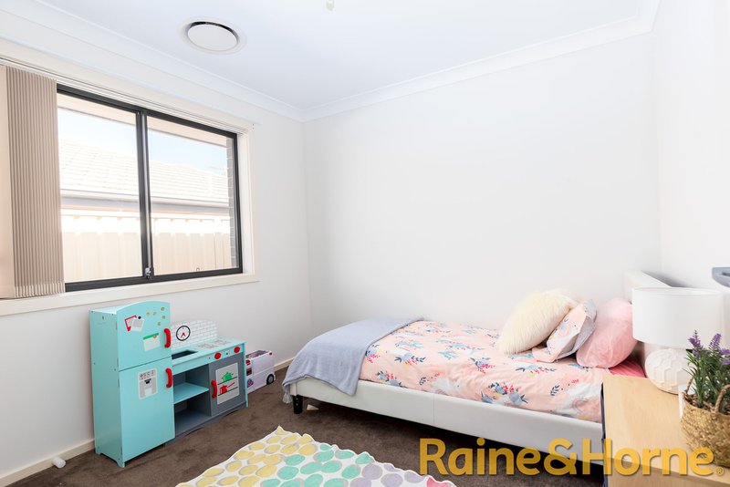 Photo - 19 Linda Drive, Dubbo NSW 2830 - Image 8