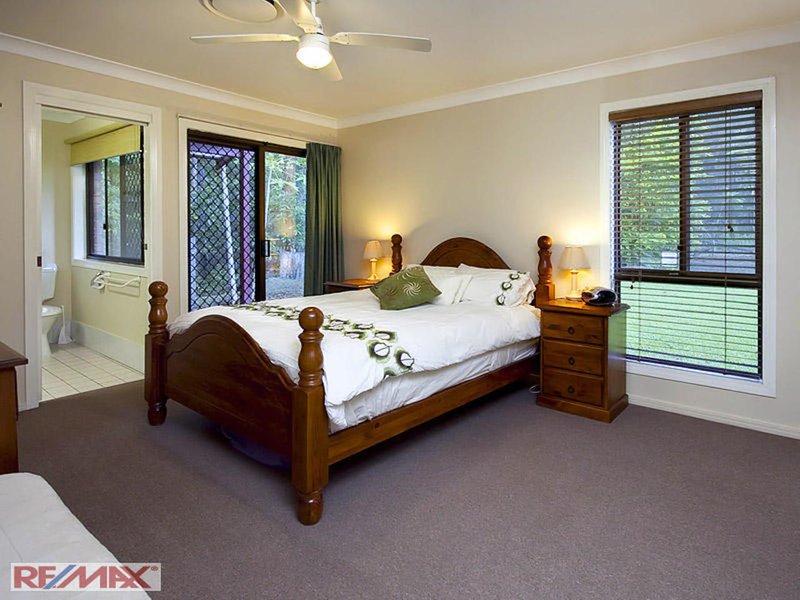 Photo - 19 Lindale Court. , Cashmere QLD 4500 - Image 10