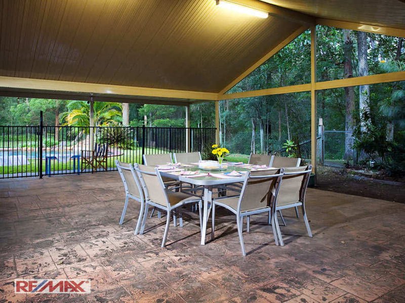 Photo - 19 Lindale Court. , Cashmere QLD 4500 - Image 17