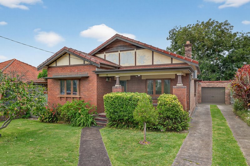 Photo - 19 Linden Avenue, Punchbowl NSW 2196 - Image 1