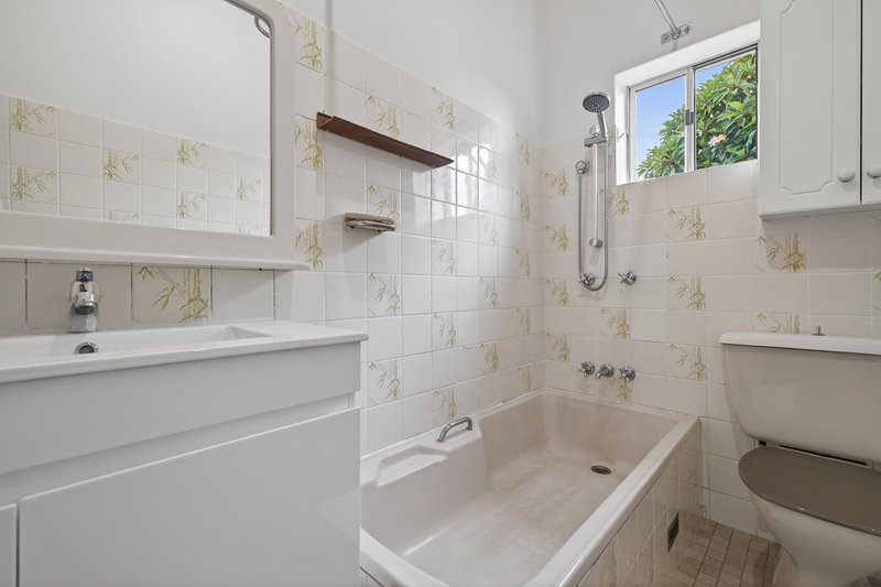 Photo - 19 Linden Avenue, Punchbowl NSW 2196 - Image 7