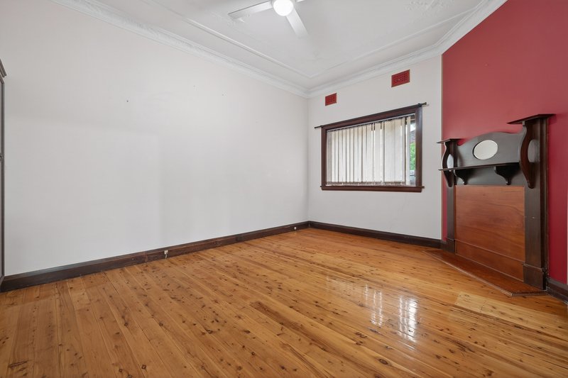 Photo - 19 Linden Avenue, Punchbowl NSW 2196 - Image 8