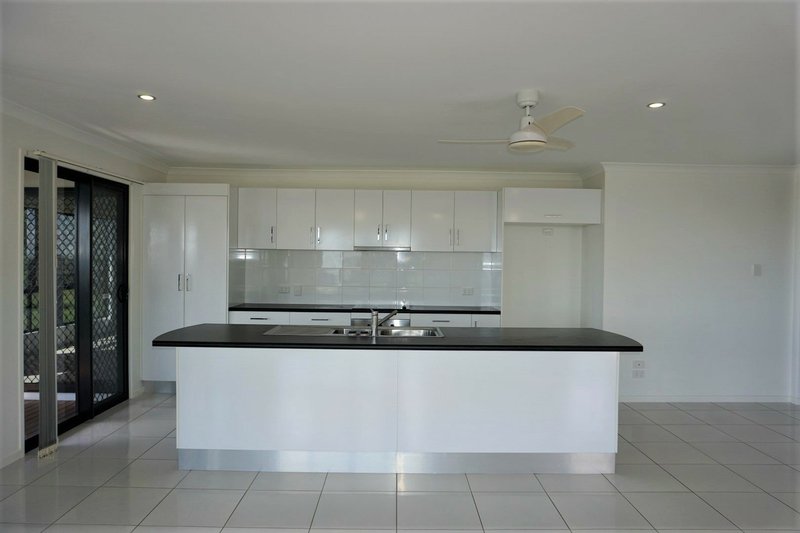 Photo - 19 Links Road, Bowen QLD 4805 - Image 10