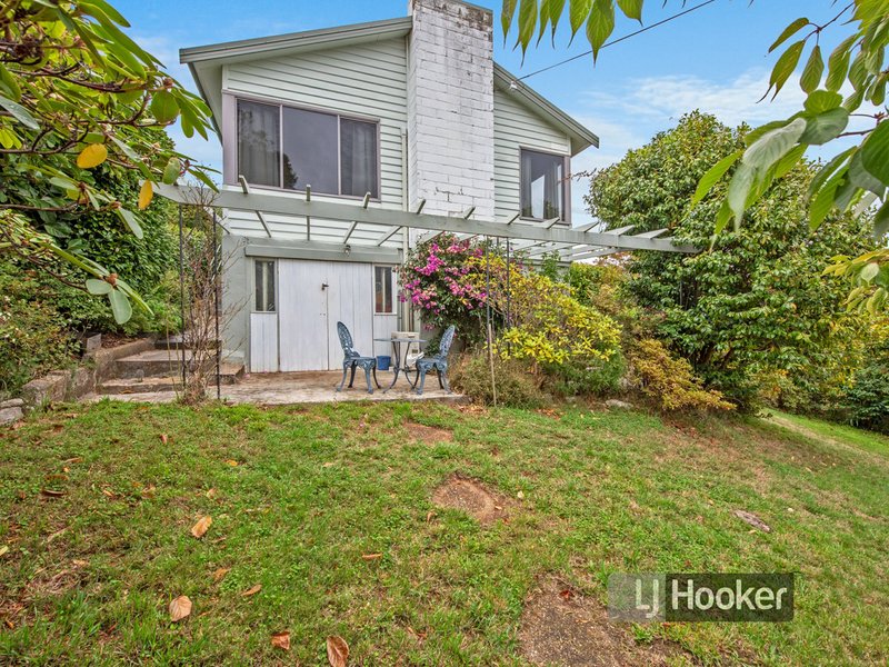 Photo - 19 Linton Street, Upper Burnie TAS 7320 - Image 7