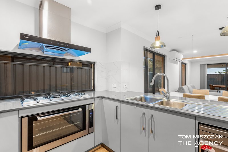 Photo - 19 Little Close, East Cannington WA 6107 - Image 10