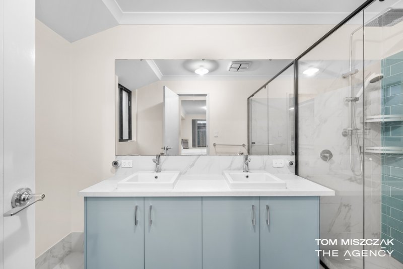 Photo - 19 Little Close, East Cannington WA 6107 - Image 16
