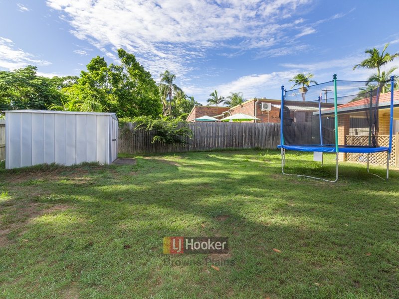 Photo - 19 Lollard Street, Hillcrest QLD 4118 - Image 9