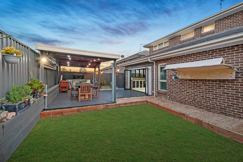 Photo - 19 London Court, Kellyville NSW 2155 - Image 8