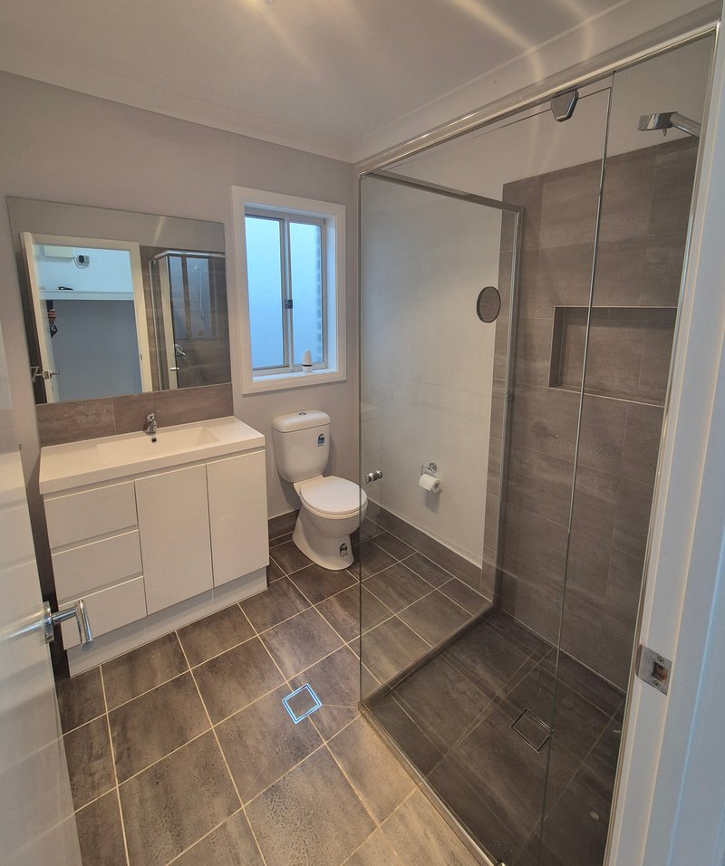 Photo - 19 Long Reef Circuit, Gregory Hills NSW 2557 - Image 7