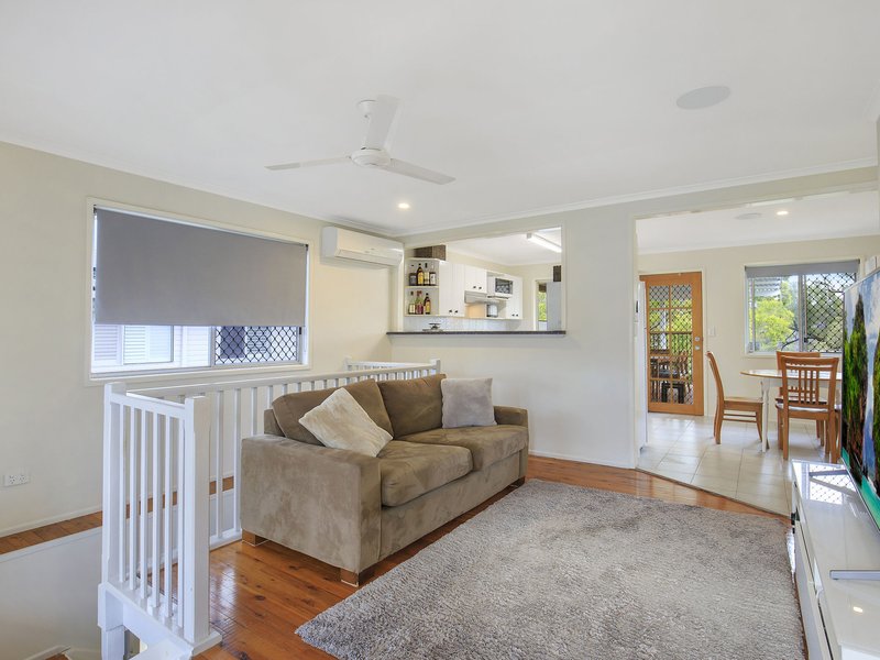 Photo - 19 Longford St , Everton Hills QLD 4053 - Image 7