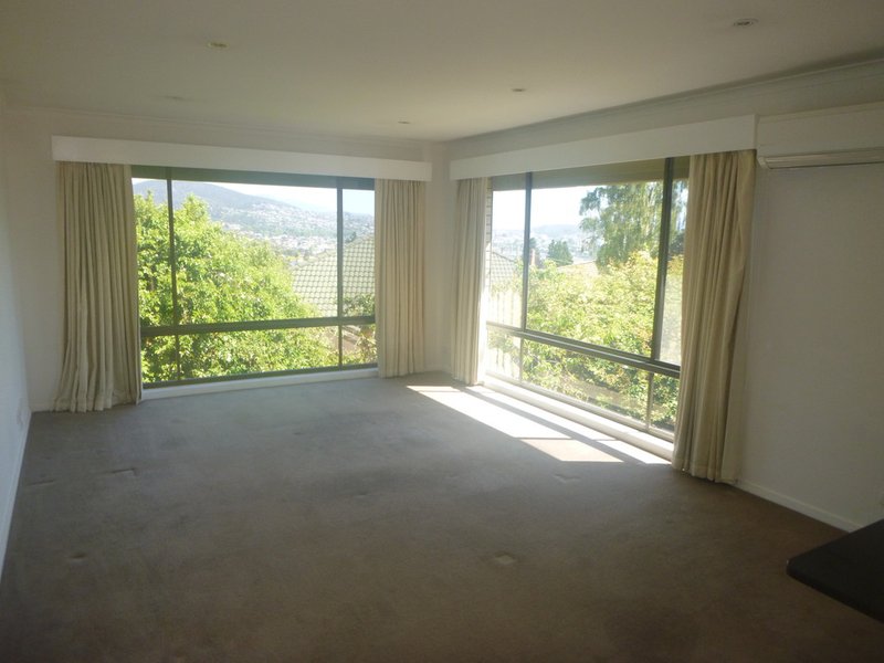 Photo - 1/9 Longview Avenue, Sandy Bay TAS 7005 - Image 3