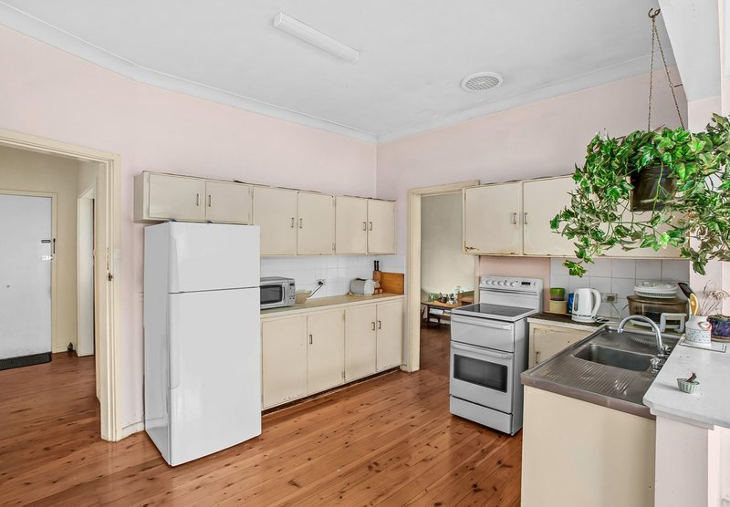 Photo - 19 Lovelle Street, Moss Vale NSW 2577 - Image 10