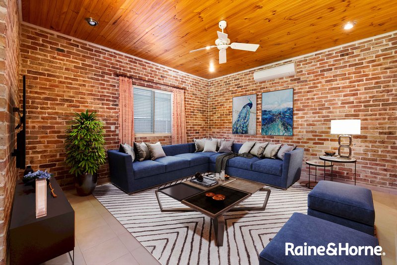 Photo - 19 Lovoni Street, Cabramatta NSW 2166 - Image 9