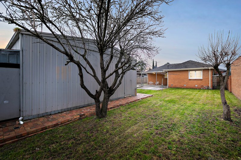 Photo - 19 Lowson Street, Fawkner VIC 3060 - Image 16