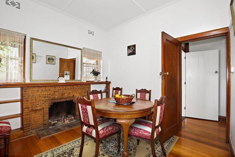 Photo - 19 Lucknow Street, Travancore VIC 3032 - Image 6