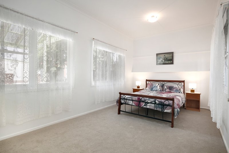 Photo - 19 Lucknow Street, Travancore VIC 3032 - Image 9