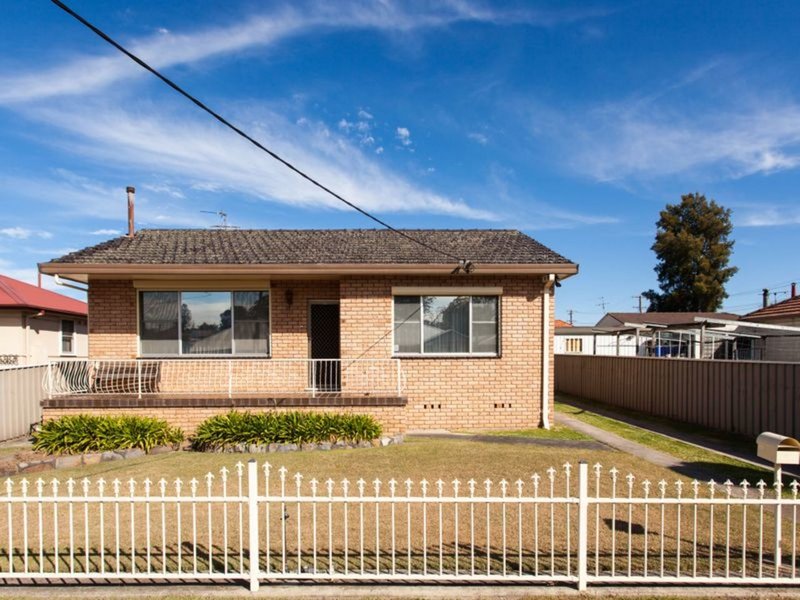 Photo - 19 Maclean Street, Cessnock NSW 2325 - Image 15