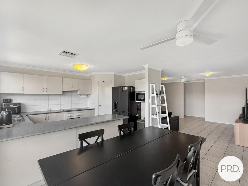Photo - 19 Macmahon Way, Baynton WA 6714 - Image 2