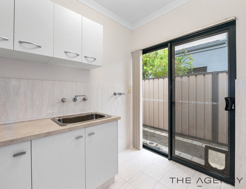 Photo - 19 Macmillan Boulevard, Canning Vale WA 6155 - Image 15