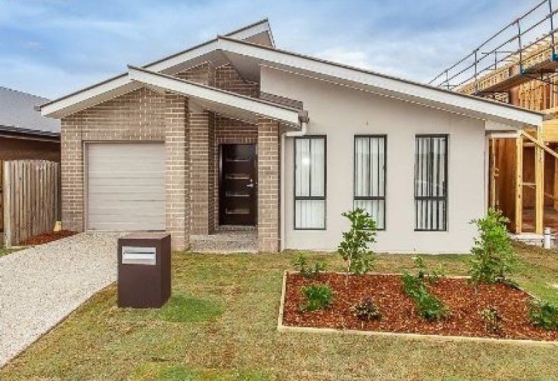 Photo - 19 Madison Avenue, North Lakes QLD 4509 - Image 1