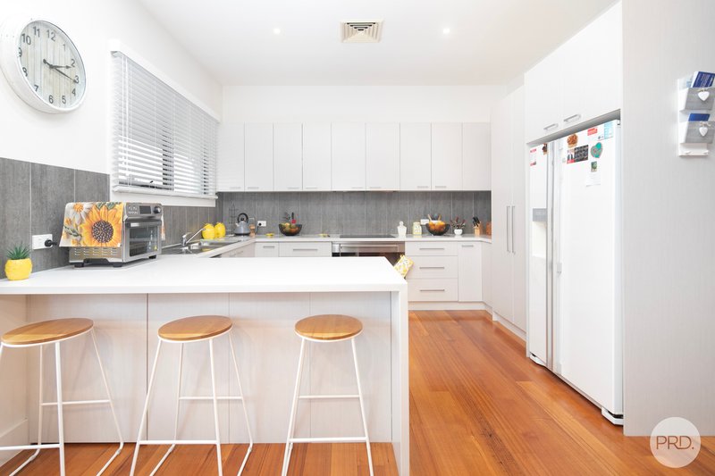 Photo - 19 Main Street, Gordon VIC 3345 - Image 4