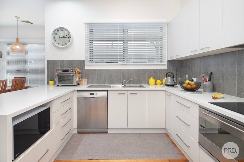 Photo - 19 Main Street, Gordon VIC 3345 - Image 5