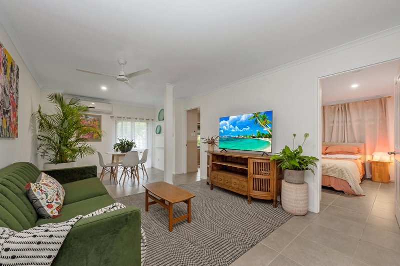 Photo - 19 Mango Avenue, Mundingburra QLD 4812 - Image 13