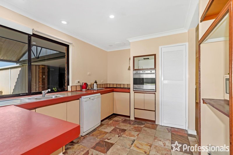 Photo - 19 Mariano Court, Rockingham WA 6168 - Image 7