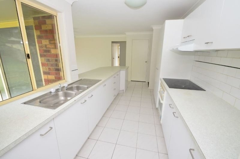 Photo - 19 Marilyn Monroe Court, Parkwood QLD 4214 - Image 2