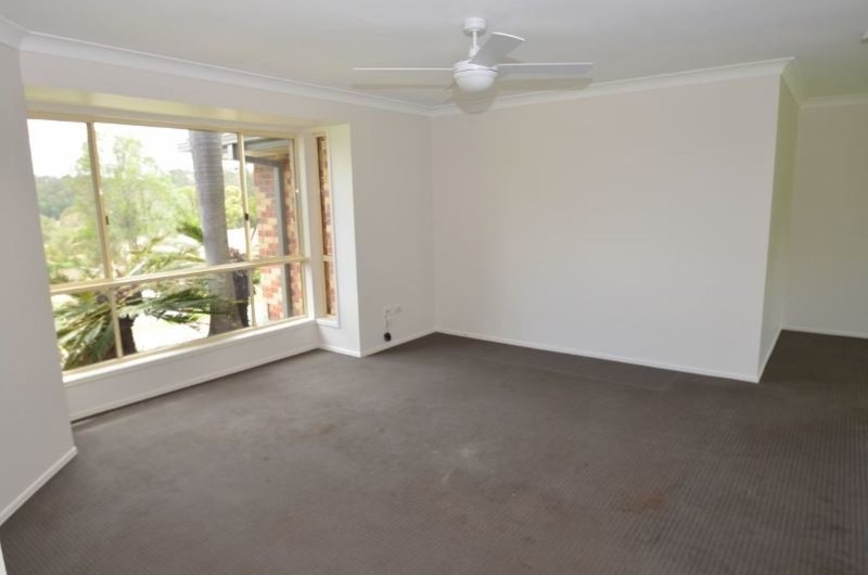 Photo - 19 Marilyn Monroe Court, Parkwood QLD 4214 - Image 6