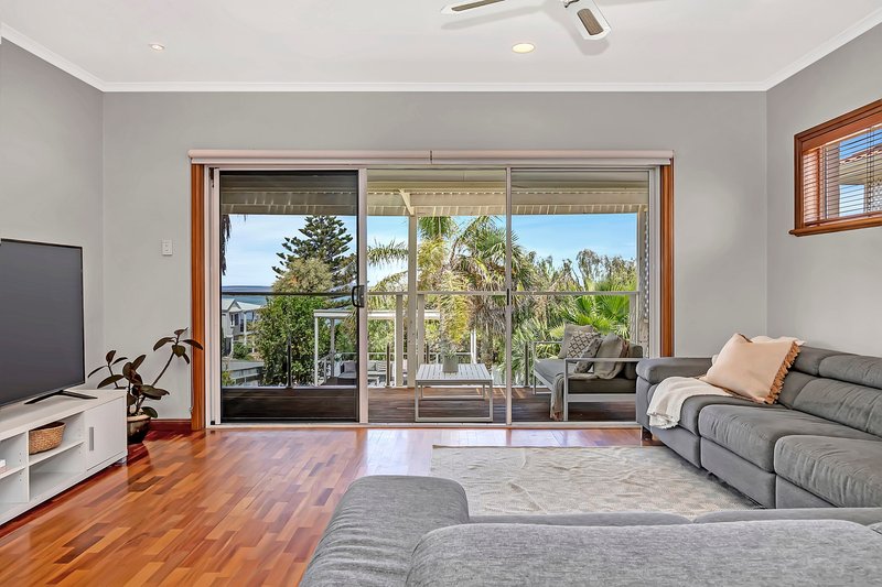 Photo - 19 Marine Avenue, Hallett Cove SA 5158 - Image 10