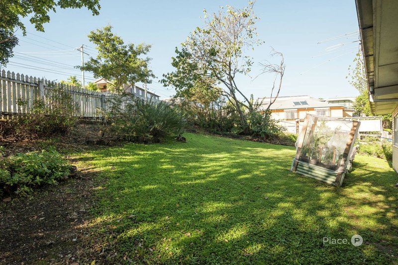 Photo - 19 Martha Street, Camp Hill QLD 4152 - Image 11