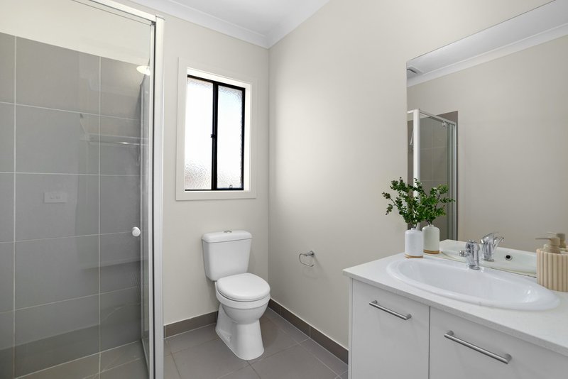 Photo - 19 Maryborough Drive, Wyndham Vale VIC 3024 - Image 4