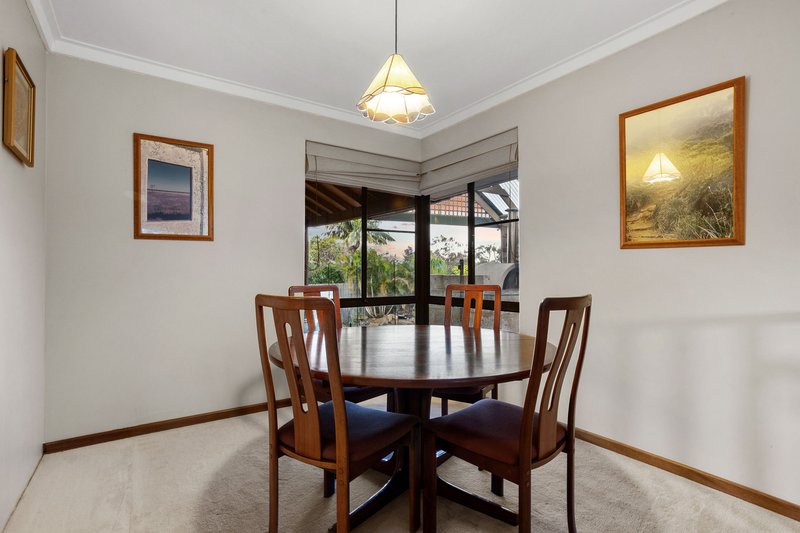 Photo - 19 Masefield Avenue, North Lake WA 6163 - Image 11