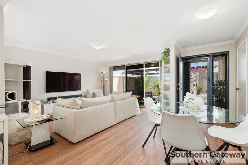 Photo - 19 Mcdermott Road, Kwinana Town Centre WA 6167 - Image 6