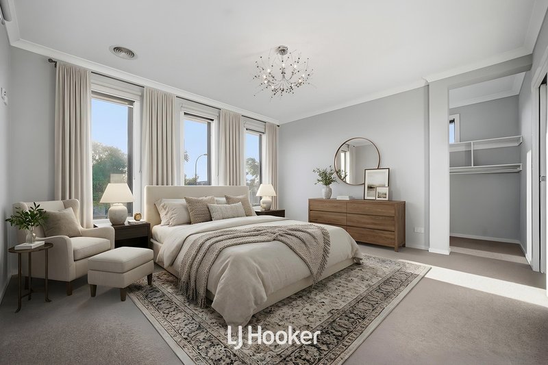 Photo - 19 Mcewan Drive, Cranbourne East VIC 3977 - Image 6