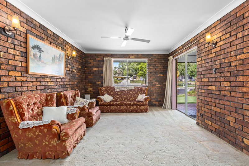 Photo - 19 Mcginn Road, Ferny Grove QLD 4055 - Image 2