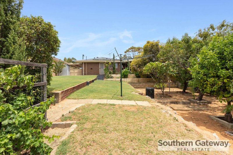 Photo - 19 Mckean Way, Parmelia WA 6167 - Image 18