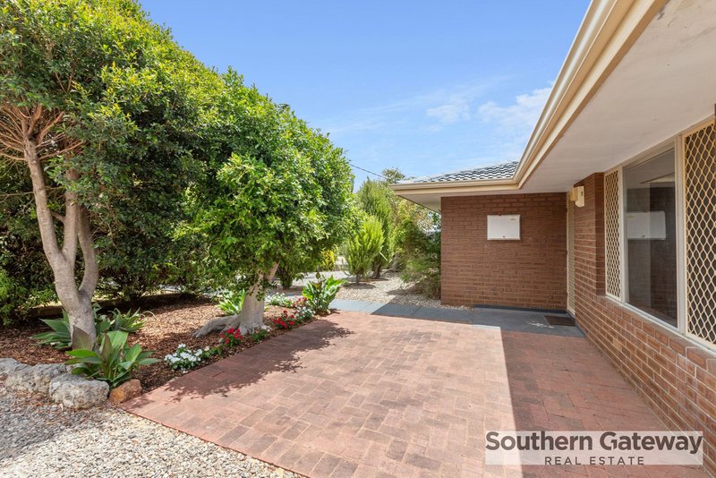 Photo - 19 Mckean Way, Parmelia WA 6167 - Image 21