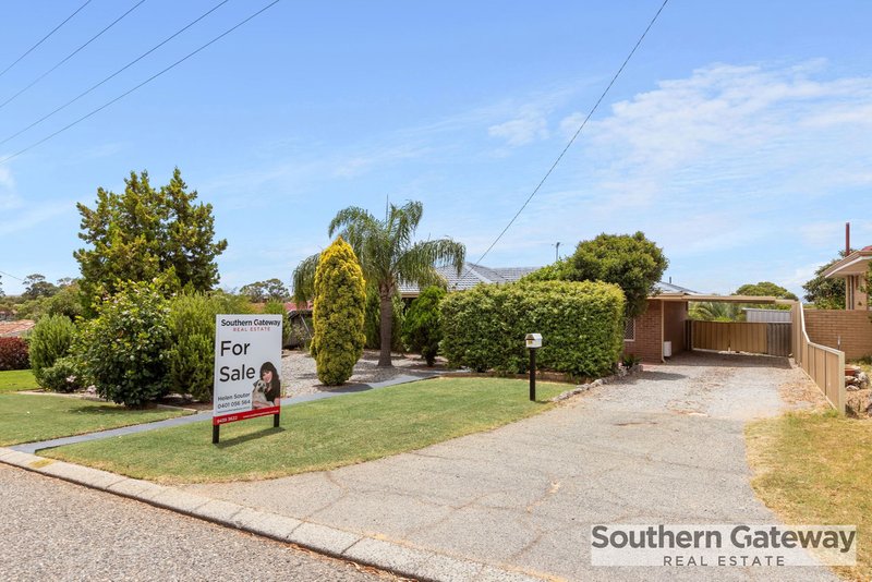 Photo - 19 Mckean Way, Parmelia WA 6167 - Image 2