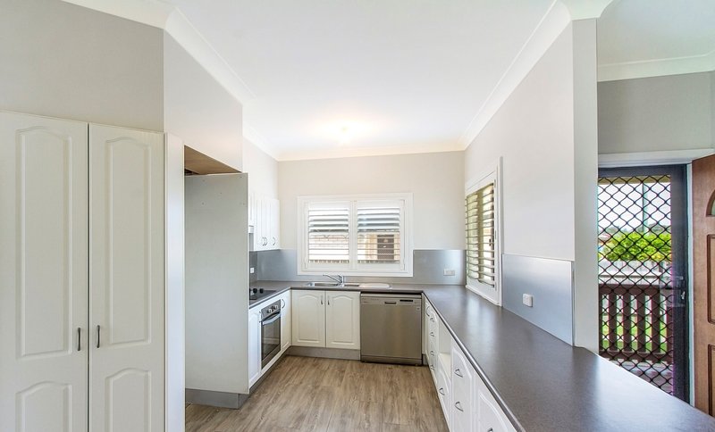 Photo - 19 Mclachlan Avenue, Long Jetty NSW 2261 - Image 2