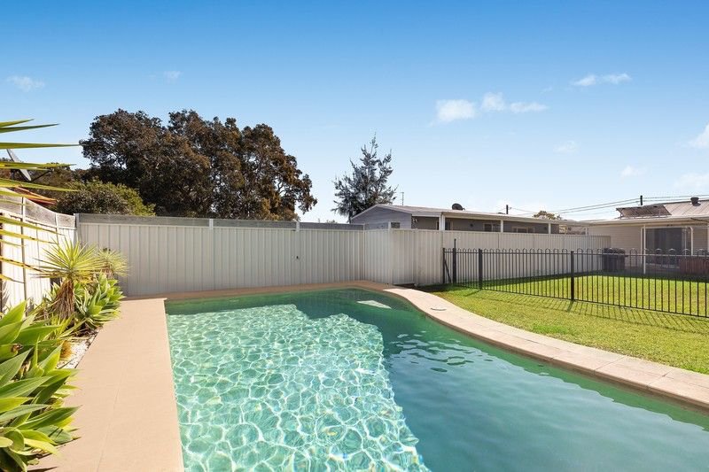 Photo - 19 Mclachlan Avenue, Long Jetty NSW 2261 - Image 10