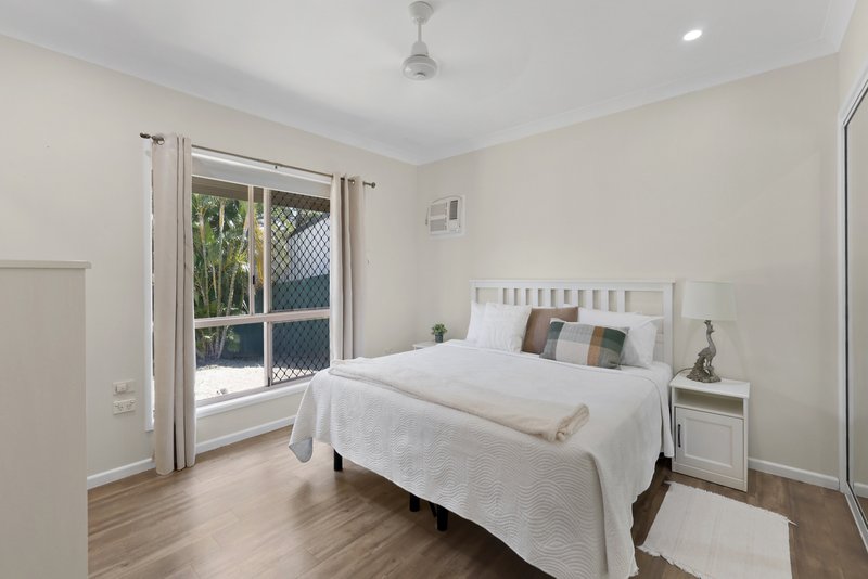 Photo - 19 Mclaughlin Drive, Eimeo QLD 4740 - Image 14