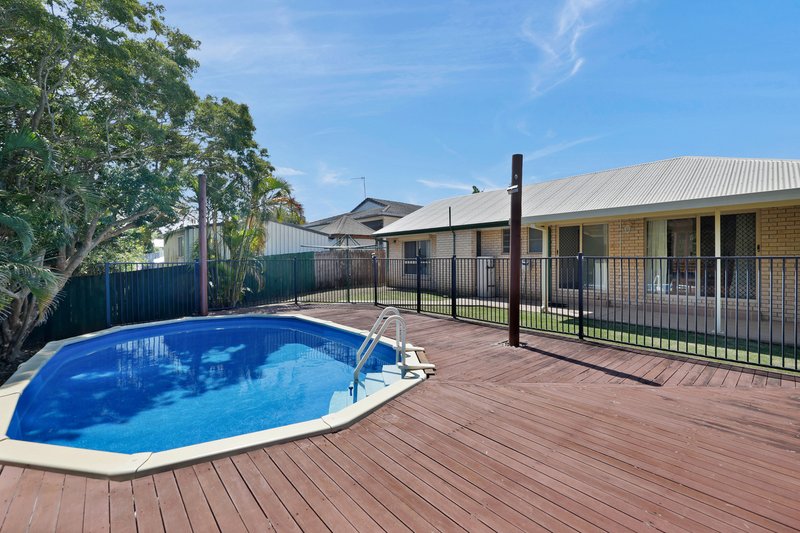 Photo - 19 Mclaughlin Drive, Eimeo QLD 4740 - Image 25