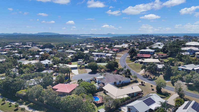 Photo - 19 Mclaughlin Drive, Eimeo QLD 4740 - Image 33