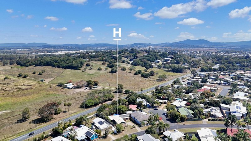 Photo - 19 Mclaughlin Drive, Eimeo QLD 4740 - Image 34