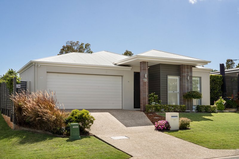 Photo - 19 Meath Crescent, Nudgee QLD 4014 - Image 15